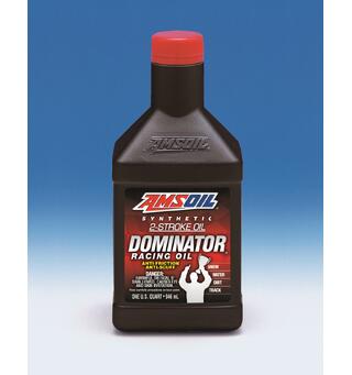 AMSOIL DOMINATOR&#174; Syn. 2-Stroke Olje Quart - 0,946L